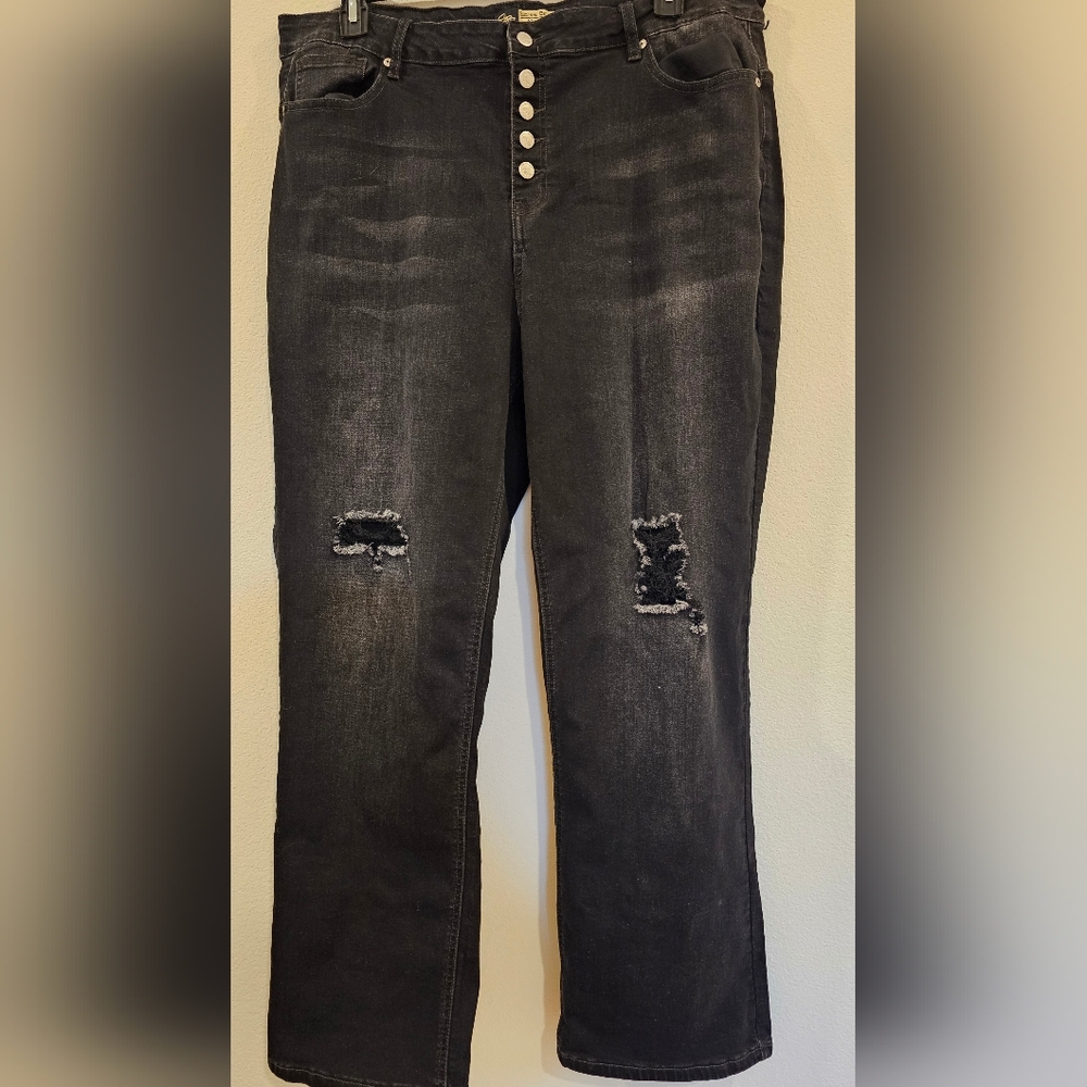 Suzanne Betro Black Distressed Women Jeans